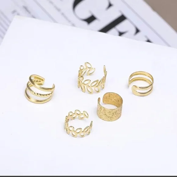 Set of 5 gold earring cuffs - Picture 3 of 6
